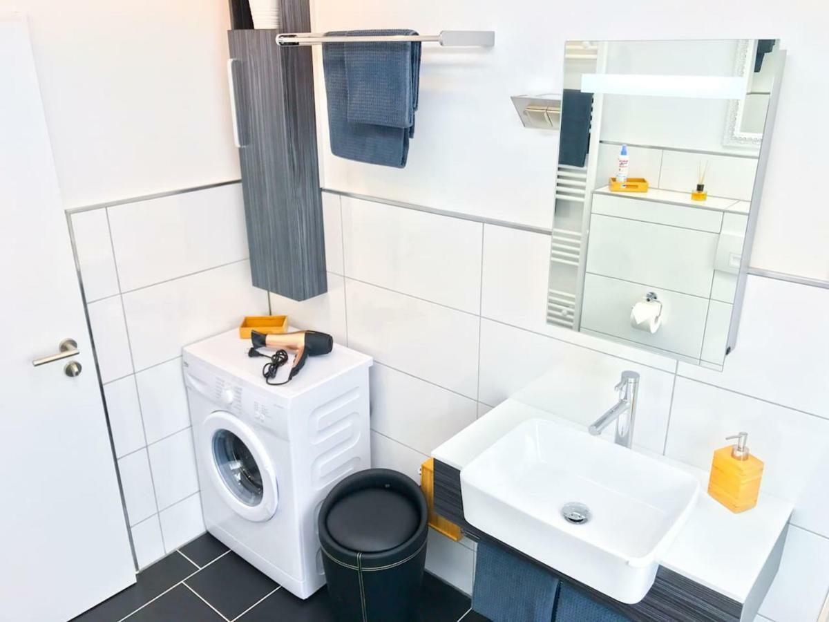 Schoene, Neue Ferienwohnung Am Rhein Und Mit Balkon Bingen am Rhein Buitenkant foto